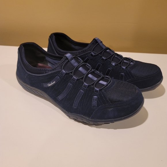 New Skechers Size 10 - Picture 4 of 7